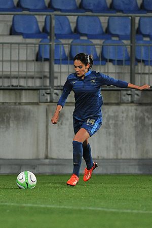 20131031 FR14 Louisa Necib 9332