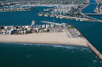 Breakwater break1 new(USGS)