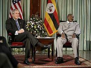 BushMuseveniEntebbe2003