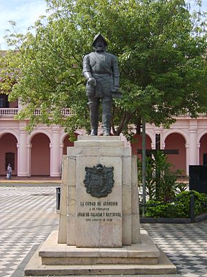 Estatua a juan de salazar