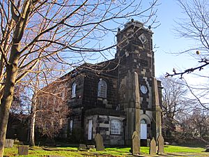 Holy Trinity church, Wavertree (2).JPG