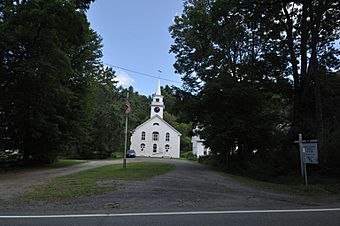 LymeNH LymeCenter FirstBaptistChurch.jpg