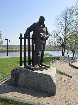 PaustMonument