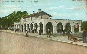 PostcardSantaBarbaraCARailroadStation1910