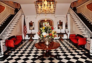 WVGovernorsMansionFoyer