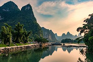 Yangshuo (49952079037)