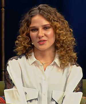 Alina Boz on Tolgshow.jpg