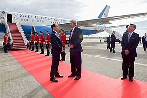 Nishani and Kerry in Tirana