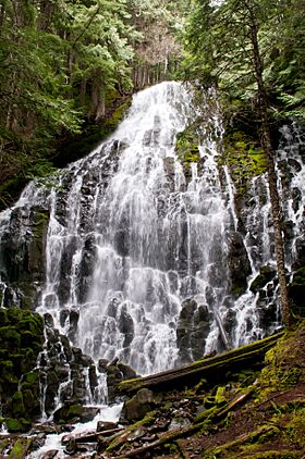 Ramona Falls (Oregon).jpg