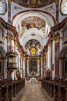 Stift Altenburg Kirche Innenraum 01