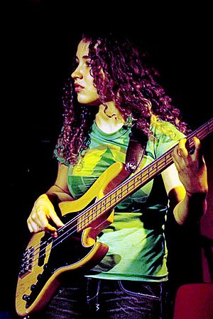 Tal Wilkenfeld.jpg