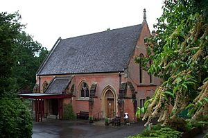 Woking Crematorium - geograph.org.uk - 161645