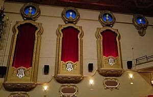 Opera Boxes