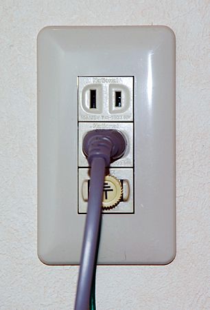 OutletPlug