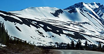 Parker Ridge from Icefields Parkway.jpg