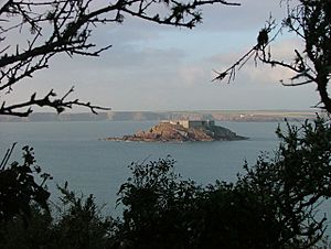 Thorn Island Framed