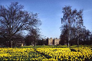 Trent Park House in Spring - geograph.org.uk - 39579