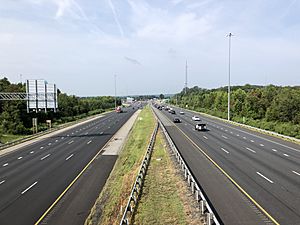 2021-07-26 09 37 33 View south along Interstate 95 (John F. Kennedy Memorial Highway) from the overpass for Maryland State Route 222 (Perrylawn Drive) in Perryville, Cecil County, Maryland