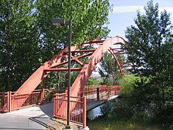 BoiseGreenbeltRedBridge