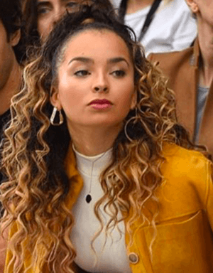 Ella Eyre.png