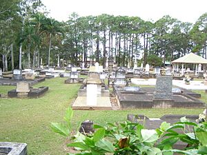 Lawnton cemetery, 2006