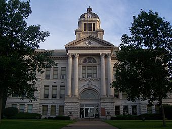 Muscatine Court House.JPG