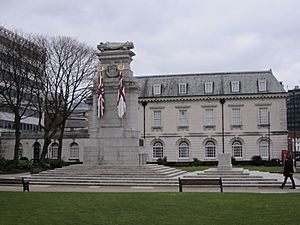 Rochdale War Memorial (2)