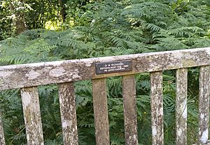 Wakehurst Place, Owain Richards bench