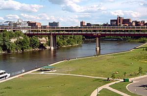 Washington Avenue Bridge Minneapolis.jpg