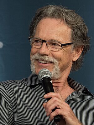 Bruce Greenwood (29223732930) cropped.jpg