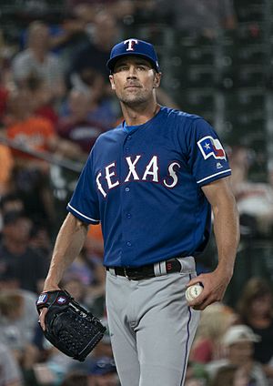 Cole Hamels 2018.jpg