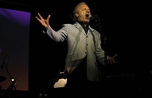 Colm Wilkinson in 2007.jpg