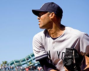 Mariano Rivera warming up in bullpen in San Francisco 6-23-07