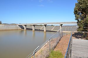 Wivenhoe Spillway 2011