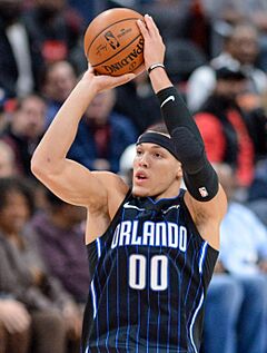 Aaron Gordon 2019 (cropped).jpg