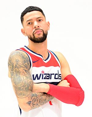 Austin Rivers (32868540487).jpg