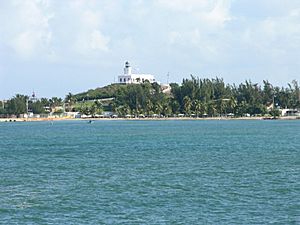 Faro de Punta los Morrillos