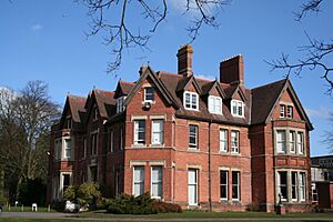 Old House, Coundon Court