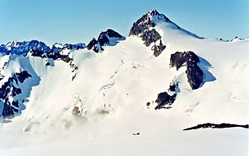 Snowfield Peak May 1998.jpeg