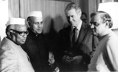 U.S. President Jimmy Carter with Indian (L to R) Defense Minister Jagjivan Ram, Minister of Commerce Mohan Dharia, U.S. Secretary of State Cyrus Vance, and Minister of external Affairs A.B. Vajpayee