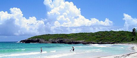 Vieques PlayaNavio2