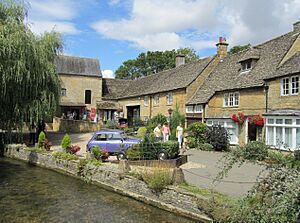 Bourton-on-the-Water 2010 PD 09