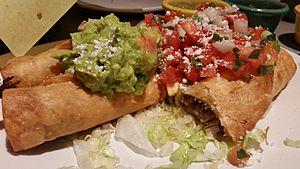 Carnitas flautas