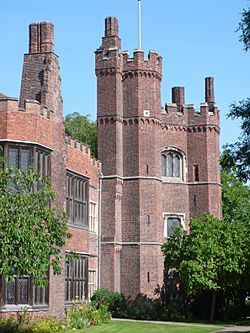 Gainsborough Old Hall, 2008.jpg