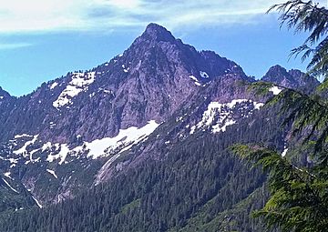 Hall Peak in Cascade Range.jpg