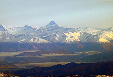 Mount Aspiring, Otago, New Zealand, 22 July 2005.jpg