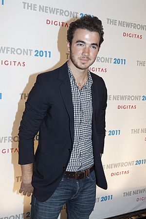 NewFrontKevin Jonas.jpg