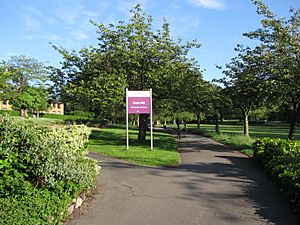 Park Hill Entrance 2015.JPG