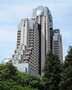 2017 San Francisco Marriott Marquis Hotel from Yerba Buena Gardens.jpg