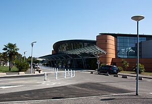 Aéroport Pau-Pyrénées IMG 8914